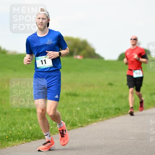 10.05.2026 - 8. Wedeler Halbmarathon Dr. Thomas Lammeyer http://msf.ph/oto/9697164 10.05.2026 11:28:14 Laufen 222, 416 meine-sportfotos.de