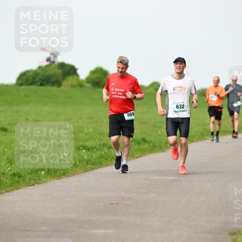 10.05.2026 - 8. Wedeler Halbmarathon Dr. Thomas Lammeyer http://msf.ph/oto/9697318 10.05.2026 11:28:42 Laufen 869, 632, 474 meine-sportfotos.de