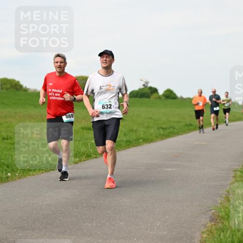 10.05.2026 - 8. Wedeler Halbmarathon Dr. Thomas Lammeyer http://msf.ph/oto/9697342 10.05.2026 11:28:46 Laufen 869, 632 meine-sportfotos.de