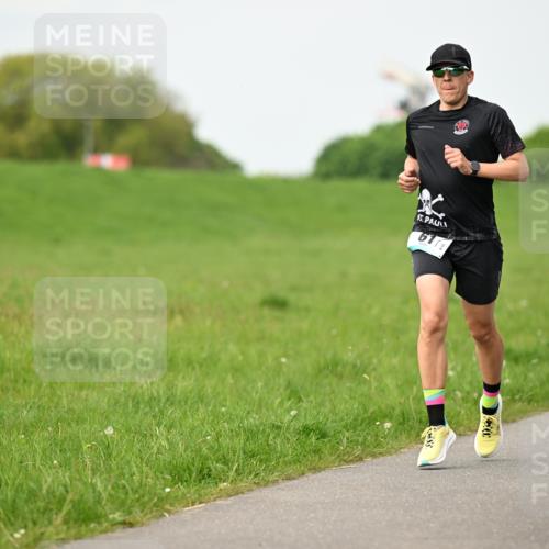 10.05.2026 - 8. Wedeler Halbmarathon Dr. Thomas Lammeyer http://msf.ph/oto/9697484 10.05.2026 11:29:25 Laufen 617 meine-sportfotos.de