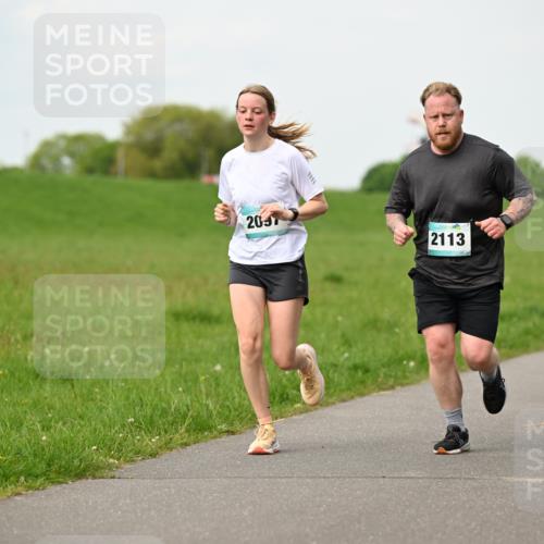 10.05.2026 - 8. Wedeler Halbmarathon Dr. Thomas Lammeyer http://msf.ph/oto/9697539 10.05.2026 11:29:35 Laufen 2097, 2113 meine-sportfotos.de