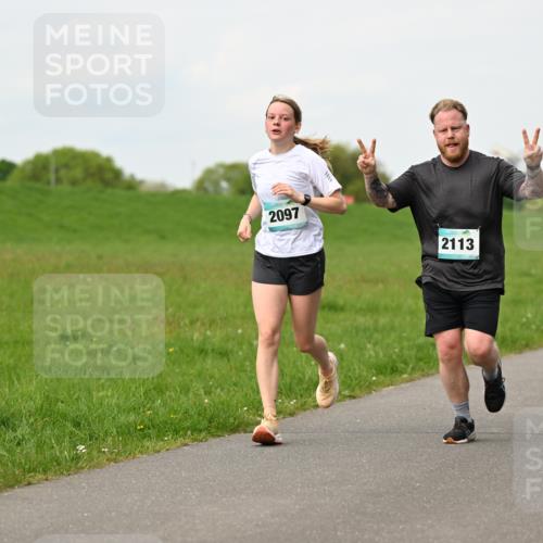 10.05.2026 - 8. Wedeler Halbmarathon Dr. Thomas Lammeyer http://msf.ph/oto/9697544 10.05.2026 11:29:36 Laufen 2097, 2113 meine-sportfotos.de