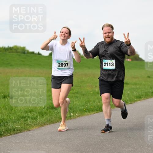 10.05.2026 - 8. Wedeler Halbmarathon Dr. Thomas Lammeyer http://msf.ph/oto/9697553 10.05.2026 11:29:37 Laufen 2097, 2113 meine-sportfotos.de