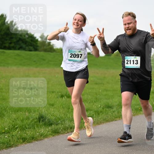 10.05.2026 - 8. Wedeler Halbmarathon Dr. Thomas Lammeyer http://msf.ph/oto/9697557 10.05.2026 11:29:38 Laufen 2097, 2113 meine-sportfotos.de