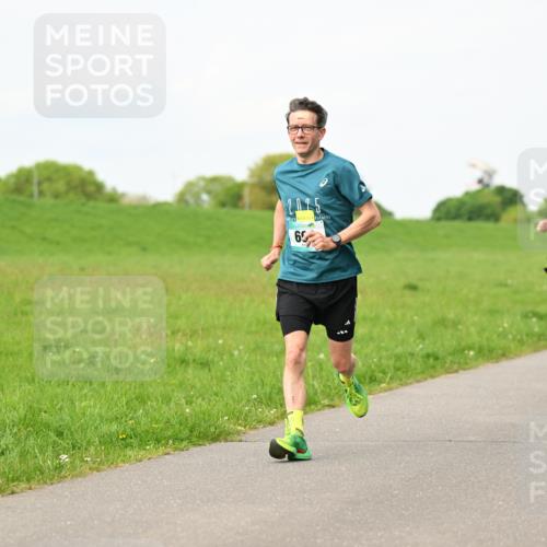 10.05.2026 - 8. Wedeler Halbmarathon Dr. Thomas Lammeyer http://msf.ph/oto/9697596 10.05.2026 11:29:53 Laufen 2125, 745 meine-sportfotos.de