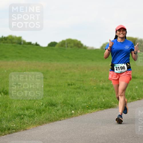 10.05.2026 - 8. Wedeler Halbmarathon Dr. Thomas Lammeyer http://msf.ph/oto/9697890 10.05.2026 11:30:54 Laufen 2196 meine-sportfotos.de