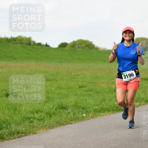 10.05.2026 - 8. Wedeler Halbmarathon Dr. Thomas Lammeyer http://msf.ph/oto/9697891 10.05.2026 11:30:54 Laufen 2196 meine-sportfotos.de