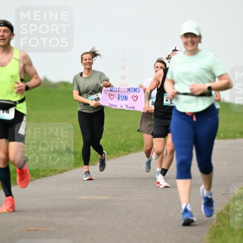 10.05.2026 - 8. Wedeler Halbmarathon Dr. Thomas Lammeyer http://msf.ph/oto/9698037 10.05.2026 11:31:30 Laufen  meine-sportfotos.de
