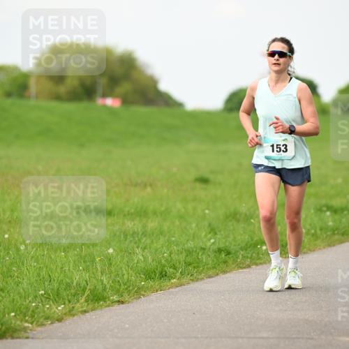10.05.2026 - 8. Wedeler Halbmarathon Dr. Thomas Lammeyer http://msf.ph/oto/9698093 10.05.2026 11:31:42 Laufen 153, 128 meine-sportfotos.de