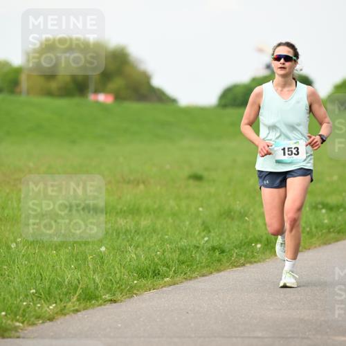 10.05.2026 - 8. Wedeler Halbmarathon Dr. Thomas Lammeyer http://msf.ph/oto/9698094 10.05.2026 11:31:42 Laufen 153, 128 meine-sportfotos.de
