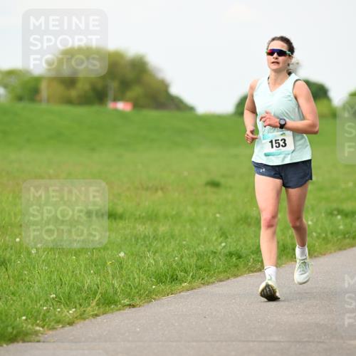 10.05.2026 - 8. Wedeler Halbmarathon Dr. Thomas Lammeyer http://msf.ph/oto/9698096 10.05.2026 11:31:42 Laufen 153, 128 meine-sportfotos.de