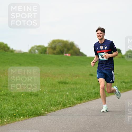 10.05.2026 - 8. Wedeler Halbmarathon Dr. Thomas Lammeyer http://msf.ph/oto/9698131 10.05.2026 11:31:49 Laufen  meine-sportfotos.de