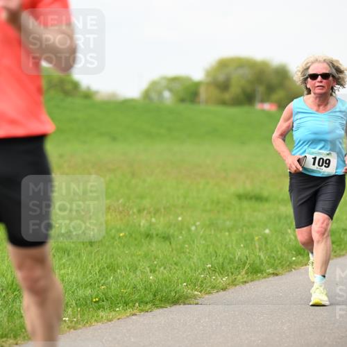 10.05.2026 - 8. Wedeler Halbmarathon Dr. Thomas Lammeyer http://msf.ph/oto/9698163 10.05.2026 11:31:55 Laufen 1028, 109 meine-sportfotos.de