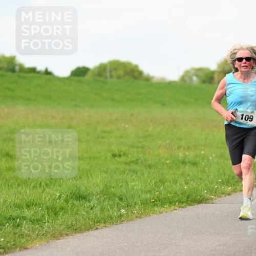 10.05.2026 - 8. Wedeler Halbmarathon Dr. Thomas Lammeyer http://msf.ph/oto/9698167 10.05.2026 11:31:55 Laufen 109 meine-sportfotos.de