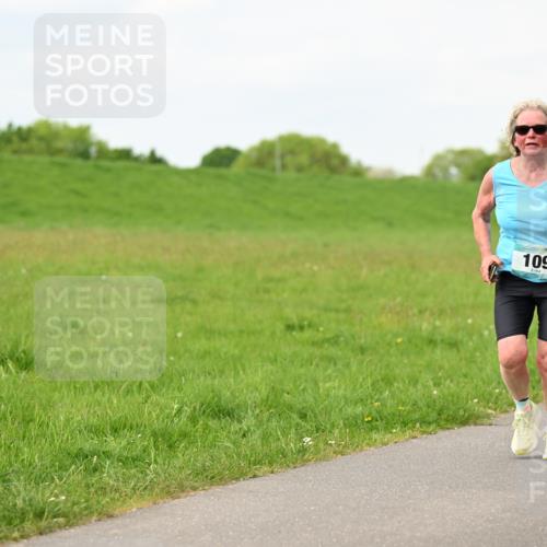 10.05.2026 - 8. Wedeler Halbmarathon Dr. Thomas Lammeyer http://msf.ph/oto/9698168 10.05.2026 11:31:55 Laufen 109 meine-sportfotos.de