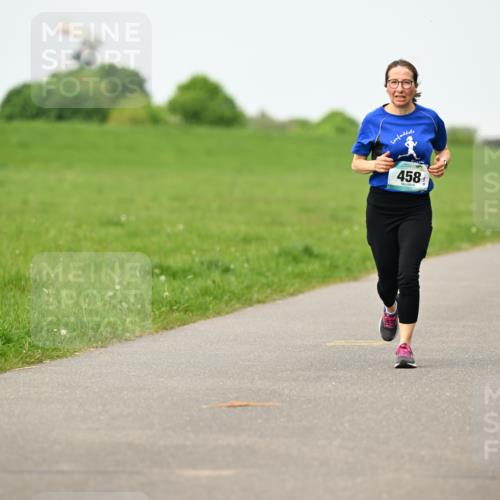 10.05.2026 - 8. Wedeler Halbmarathon Dr. Thomas Lammeyer http://msf.ph/oto/9698195 10.05.2026 11:32:06 Laufen 458 meine-sportfotos.de