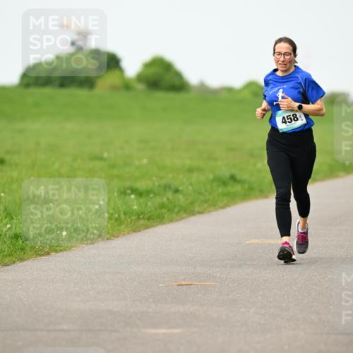 10.05.2026 - 8. Wedeler Halbmarathon Dr. Thomas Lammeyer http://msf.ph/oto/9698198 10.05.2026 11:32:06 Laufen 458 meine-sportfotos.de