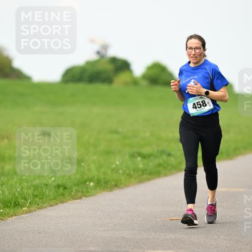 10.05.2026 - 8. Wedeler Halbmarathon Dr. Thomas Lammeyer http://msf.ph/oto/9698208 10.05.2026 11:32:08 Laufen 458 meine-sportfotos.de