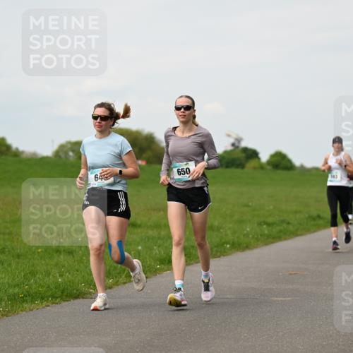 10.05.2026 - 8. Wedeler Halbmarathon Dr. Thomas Lammeyer http://msf.ph/oto/9698311 10.05.2026 11:32:28 Laufen 650, 393, 592 meine-sportfotos.de