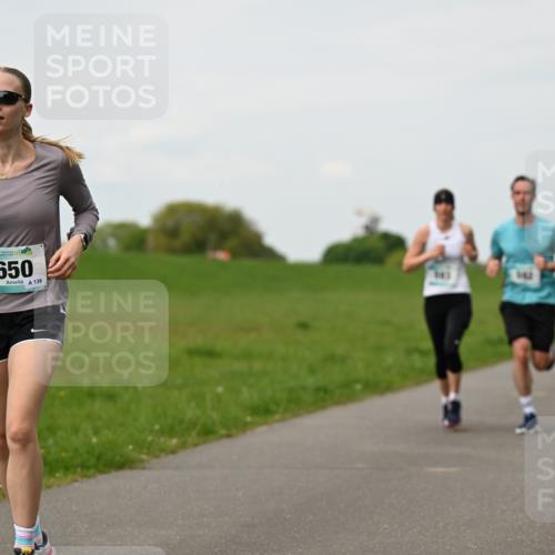 10.05.2026 - 8. Wedeler Halbmarathon Dr. Thomas Lammeyer http://msf.ph/oto/9698323 10.05.2026 11:32:29 Laufen 650, 139 meine-sportfotos.de