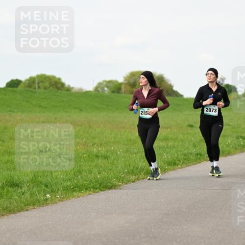 10.05.2026 - 8. Wedeler Halbmarathon Dr. Thomas Lammeyer http://msf.ph/oto/9698361 10.05.2026 11:32:37 Laufen 215, 2073 meine-sportfotos.de