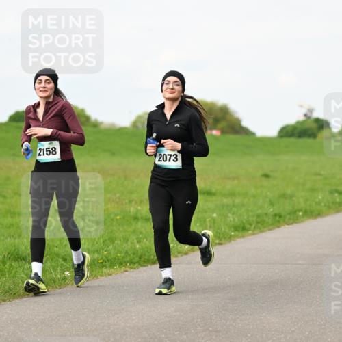 10.05.2026 - 8. Wedeler Halbmarathon Dr. Thomas Lammeyer http://msf.ph/oto/9698375 10.05.2026 11:32:39 Laufen 2158, 2073 meine-sportfotos.de