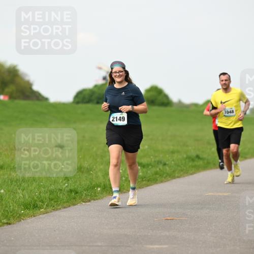 10.05.2026 - 8. Wedeler Halbmarathon Dr. Thomas Lammeyer http://msf.ph/oto/9698388 10.05.2026 11:32:46 Laufen 1048, 2149 meine-sportfotos.de