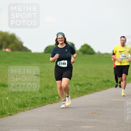 10.05.2026 - 8. Wedeler Halbmarathon Dr. Thomas Lammeyer http://msf.ph/oto/9698390 10.05.2026 11:32:46 Laufen 2149, 1048 meine-sportfotos.de