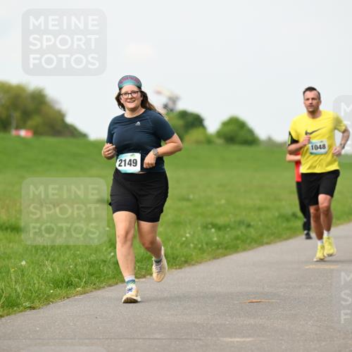 10.05.2026 - 8. Wedeler Halbmarathon Dr. Thomas Lammeyer http://msf.ph/oto/9698394 10.05.2026 11:32:47 Laufen 2149, 1048 meine-sportfotos.de