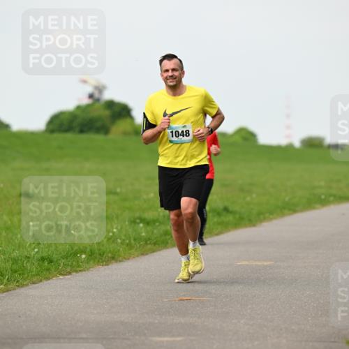 10.05.2026 - 8. Wedeler Halbmarathon Dr. Thomas Lammeyer http://msf.ph/oto/9698396 10.05.2026 11:32:48 Laufen 1048 meine-sportfotos.de