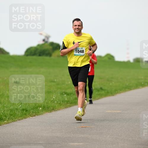 10.05.2026 - 8. Wedeler Halbmarathon Dr. Thomas Lammeyer http://msf.ph/oto/9698399 10.05.2026 11:32:48 Laufen 149, 1048 meine-sportfotos.de