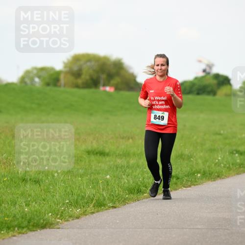 10.05.2026 - 8. Wedeler Halbmarathon Dr. Thomas Lammeyer http://msf.ph/oto/9698417 10.05.2026 11:32:52 Laufen 849 meine-sportfotos.de