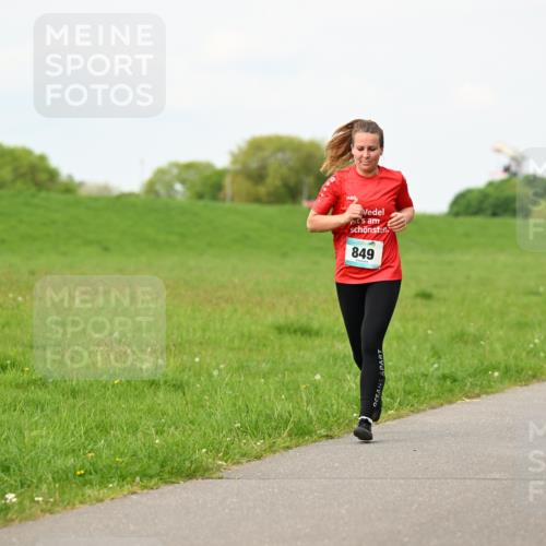 10.05.2026 - 8. Wedeler Halbmarathon Dr. Thomas Lammeyer http://msf.ph/oto/9698421 10.05.2026 11:32:52 Laufen 849 meine-sportfotos.de