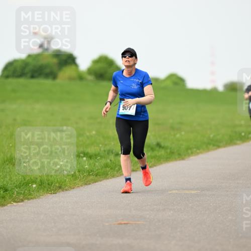 10.05.2026 - 8. Wedeler Halbmarathon Dr. Thomas Lammeyer http://msf.ph/oto/9698467 10.05.2026 11:33:10 Laufen  meine-sportfotos.de