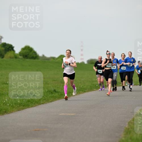 10.05.2026 - 8. Wedeler Halbmarathon Dr. Thomas Lammeyer http://msf.ph/oto/9698510 10.05.2026 11:33:25 Laufen  meine-sportfotos.de