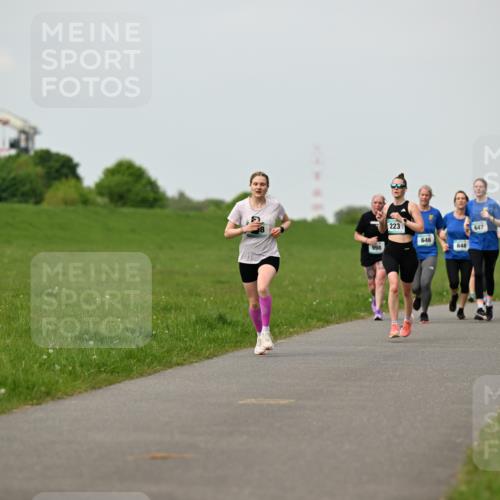 10.05.2026 - 8. Wedeler Halbmarathon Dr. Thomas Lammeyer http://msf.ph/oto/9698512 10.05.2026 11:33:25 Laufen 998, 223, 647, 646, 453, 648 meine-sportfotos.de