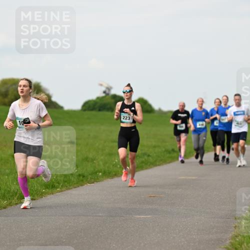 10.05.2026 - 8. Wedeler Halbmarathon Dr. Thomas Lammeyer http://msf.ph/oto/9698541 10.05.2026 11:33:30 Laufen 223 meine-sportfotos.de