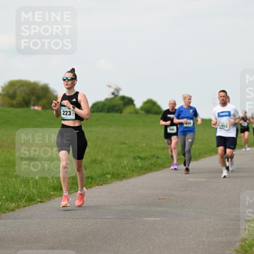 10.05.2026 - 8. Wedeler Halbmarathon Dr. Thomas Lammeyer http://msf.ph/oto/9698546 10.05.2026 11:33:31 Laufen 223, 453 meine-sportfotos.de