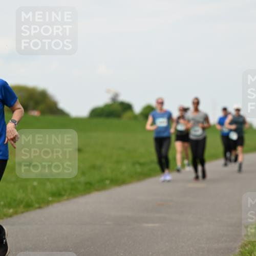 10.05.2026 - 8. Wedeler Halbmarathon Dr. Thomas Lammeyer http://msf.ph/oto/9698582 10.05.2026 11:33:38 Laufen  meine-sportfotos.de