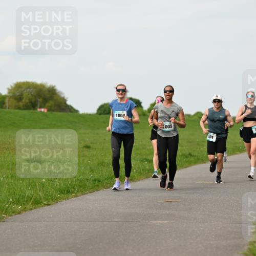 10.05.2026 - 8. Wedeler Halbmarathon Dr. Thomas Lammeyer http://msf.ph/oto/9698595 10.05.2026 11:33:40 Laufen 1004, 005, 591, 770 meine-sportfotos.de