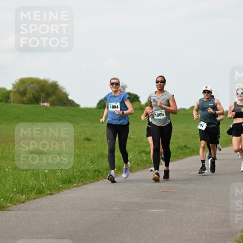 10.05.2026 - 8. Wedeler Halbmarathon Dr. Thomas Lammeyer http://msf.ph/oto/9698596 10.05.2026 11:33:40 Laufen 1004, 1005, 591, 770 meine-sportfotos.de