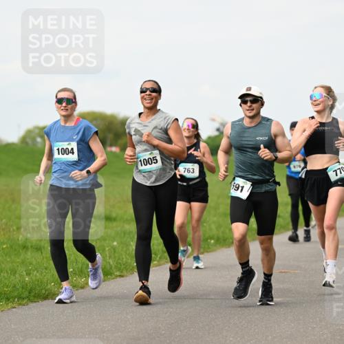 10.05.2026 - 8. Wedeler Halbmarathon Dr. Thomas Lammeyer http://msf.ph/oto/9698613 10.05.2026 11:33:42 Laufen 1004, 1005, 763, 591, 670, 770 meine-sportfotos.de