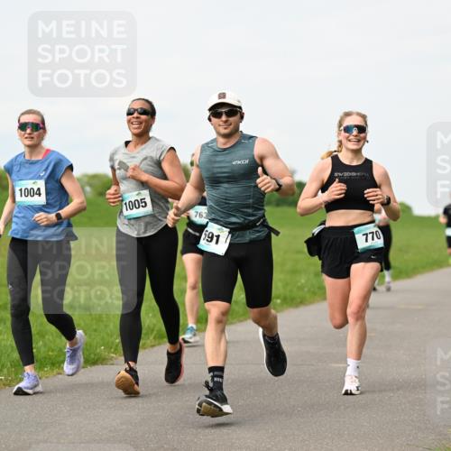10.05.2026 - 8. Wedeler Halbmarathon Dr. Thomas Lammeyer http://msf.ph/oto/9698618 10.05.2026 11:33:43 Laufen 1004, 1005, 763, 591, 770 meine-sportfotos.de