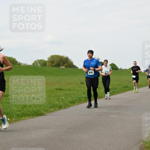 10.05.2026 - 8. Wedeler Halbmarathon Dr. Thomas Lammeyer http://msf.ph/oto/9698631 10.05.2026 11:33:45 Laufen 763, 976, 778 meine-sportfotos.de