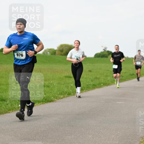 10.05.2026 - 8. Wedeler Halbmarathon Dr. Thomas Lammeyer http://msf.ph/oto/9698647 10.05.2026 11:33:48 Laufen 976, 778 meine-sportfotos.de