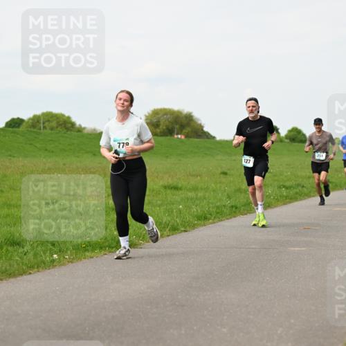 10.05.2026 - 8. Wedeler Halbmarathon Dr. Thomas Lammeyer http://msf.ph/oto/9698655 10.05.2026 11:33:49 Laufen 779, 751, 127, 2213 meine-sportfotos.de