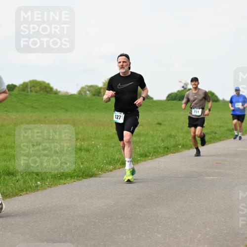 10.05.2026 - 8. Wedeler Halbmarathon Dr. Thomas Lammeyer http://msf.ph/oto/9698666 10.05.2026 11:33:51 Laufen 127, 751 meine-sportfotos.de