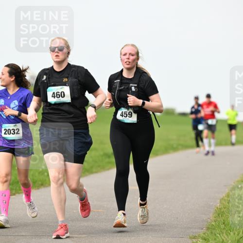 10.05.2026 - 8. Wedeler Halbmarathon Dr. Thomas Lammeyer http://msf.ph/oto/9698746 10.05.2026 11:34:14 Laufen 2032, 460, 459 meine-sportfotos.de