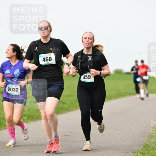 10.05.2026 - 8. Wedeler Halbmarathon Dr. Thomas Lammeyer http://msf.ph/oto/9698747 10.05.2026 11:34:14 Laufen 2032, 460, 459 meine-sportfotos.de