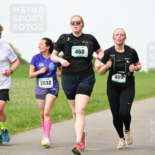 10.05.2026 - 8. Wedeler Halbmarathon Dr. Thomas Lammeyer http://msf.ph/oto/9698748 10.05.2026 11:34:14 Laufen 2033, 2032, 460, 459 meine-sportfotos.de